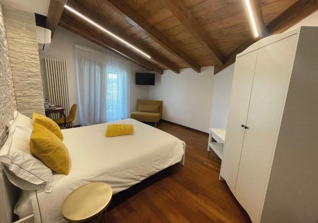 B&B Da Nonna Anacle บัสตียาอุมบรา ภายนอก รูปภาพ